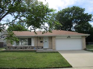 18116 Cherrywood Ln, Homewood, IL