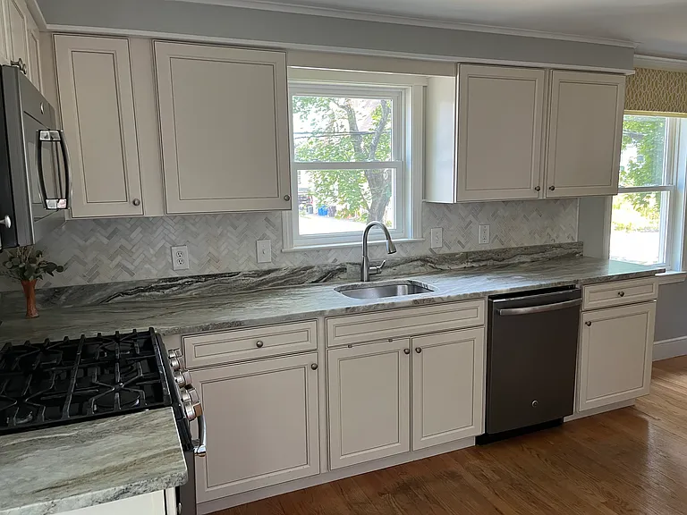 28 Morse St — Photo 3