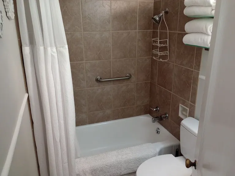 117 N 35th St #1 — Photo 10
