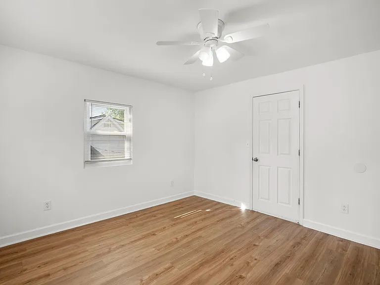 138 Maryland Park Dr — Photo 25