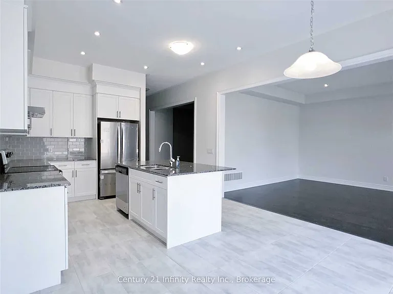9 Saint Ives Cres — Photo 10