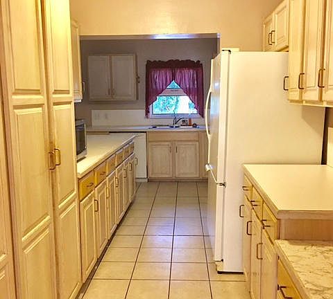4th image of 2155 Maney Dr