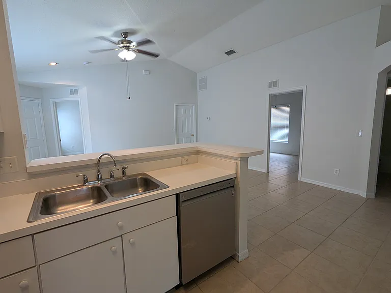5000 Anclote River St — Photo 18