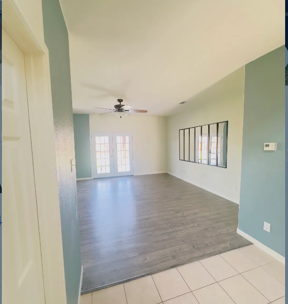 4 bed, 2.5 bath, 2077 sqft, $2,300 — Photo 3