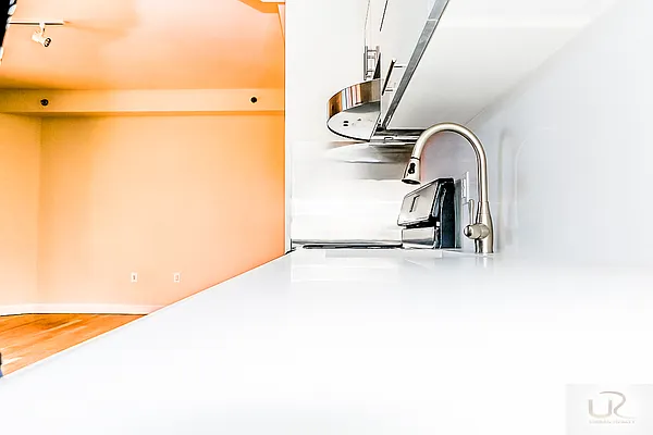 Rented by Urban Realty NYC | media 52