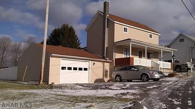 2nd image of 196 Huber St