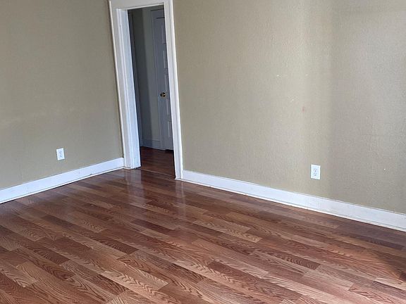 2nd image of 1610 Cecil Ave