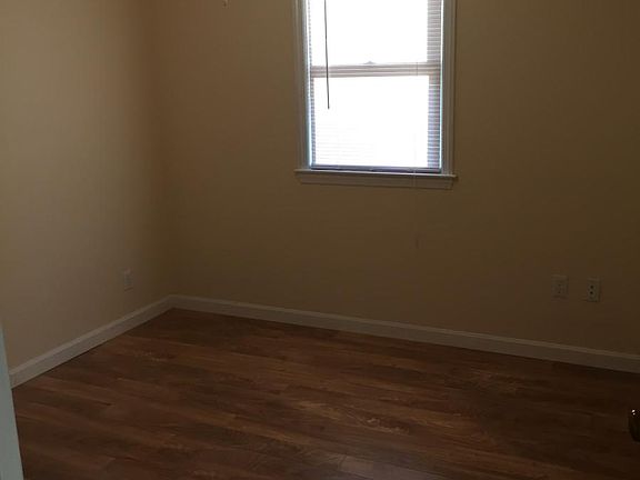 Bedroom (one of two)