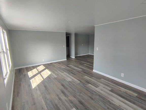 5th image of 115 Boca Ciega St
