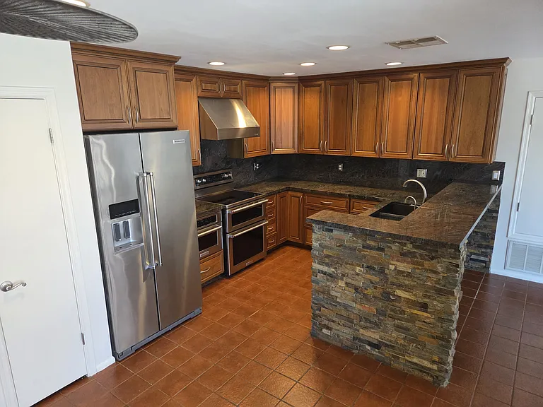 9629 S 44th St — Photo 3