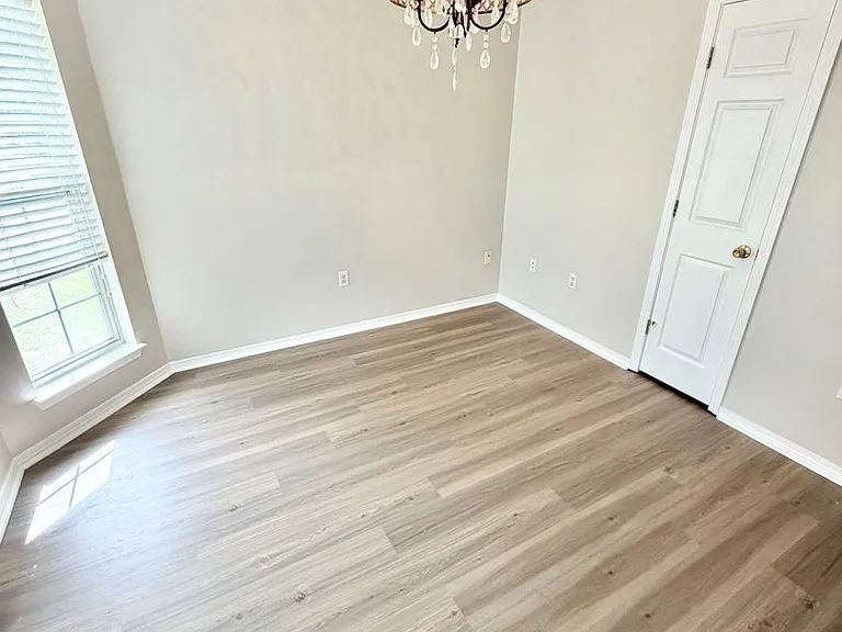 2390 Marina Dr — Photo 7
