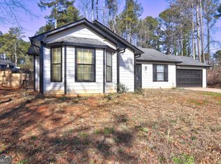 3338 Lindale Ct, Ellenwood, GA 30294