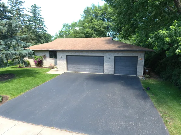 514 E Jackson St, Belvidere, IL 61008