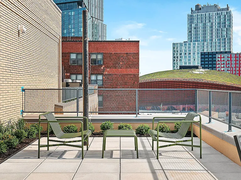 151 S Elliott Pl #6B — Photo 49