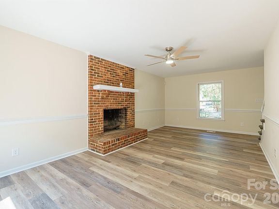 4th image of 4336 Hickory Hollow Rd