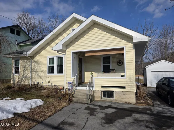 123 Juniata Valley Rd, Hollidaysburg, PA 16648