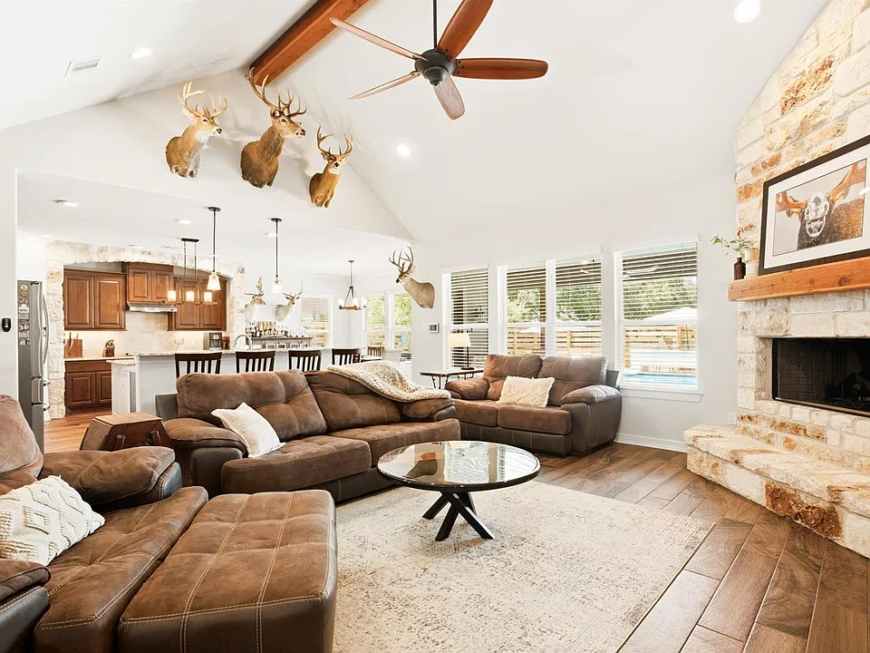 2603 River Rd