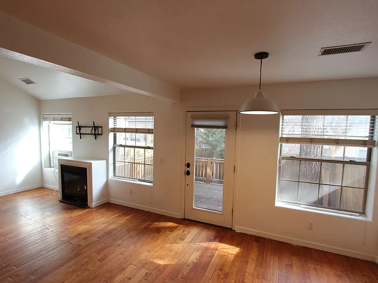 2548 S Gravel Ln — Photo 8