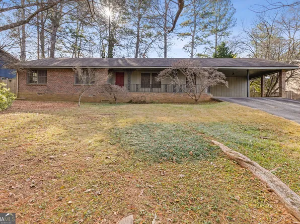 5662 Grist Stone Dr SW, Lilburn, GA 30047