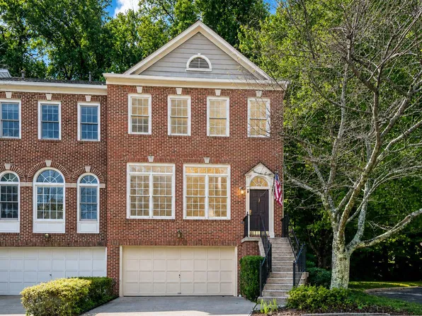 2778 Thaxton Ln, Oakton, VA 22124