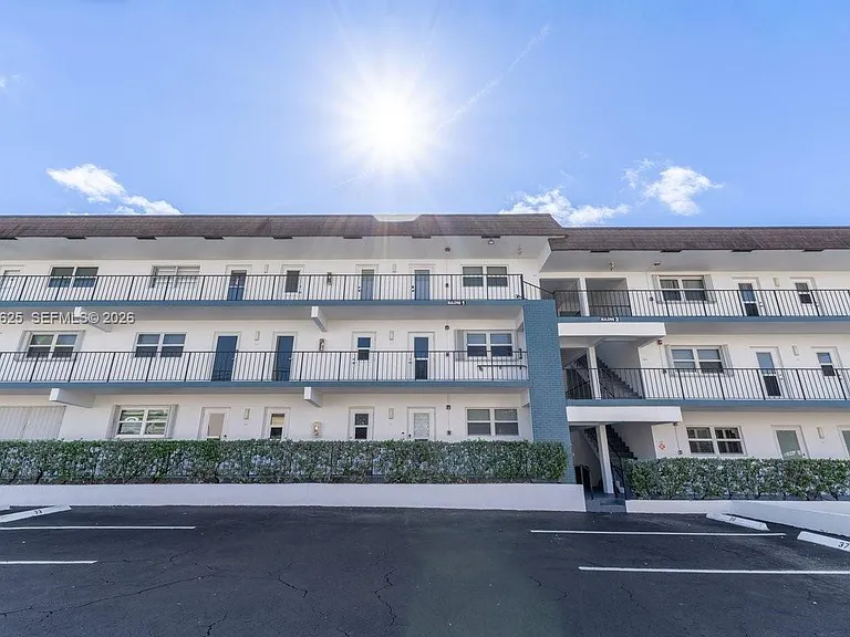 1501 S Ocean Blvd #307 — Photo 35
