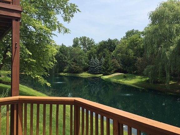 3rd image of 16 Ashford Ct