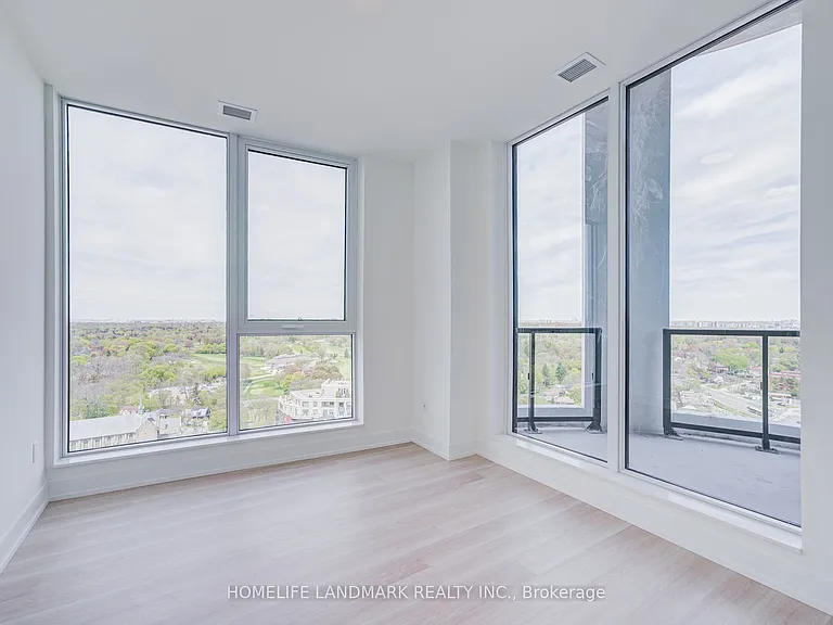 25 Cordova Ave #Penthouse 13 — Photo 22