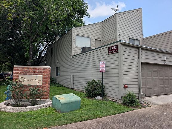 2nd image of 1653 Prairie Mark Ln