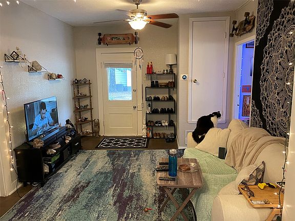5th image of 1303 Fannin St
