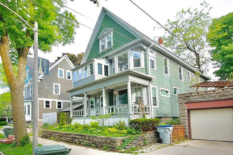 1st image of 2717 E Hartford Ave #2719
