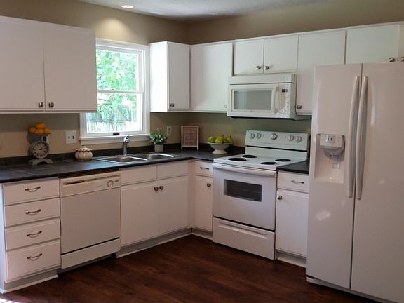 5th image of 721 Glenmoor Dr