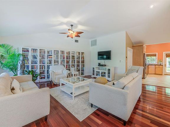 2nd image of 6425 Flamingo Way S