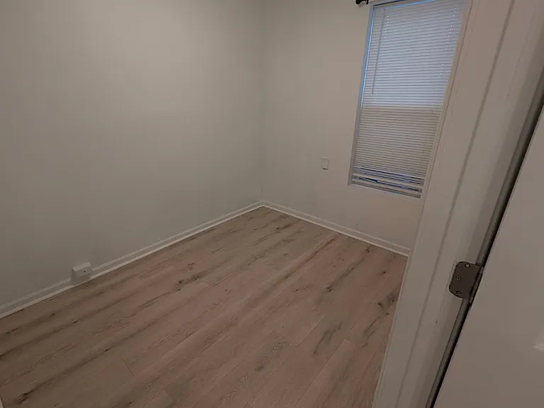 3257 N Oakley Ave #1 — Photo 12