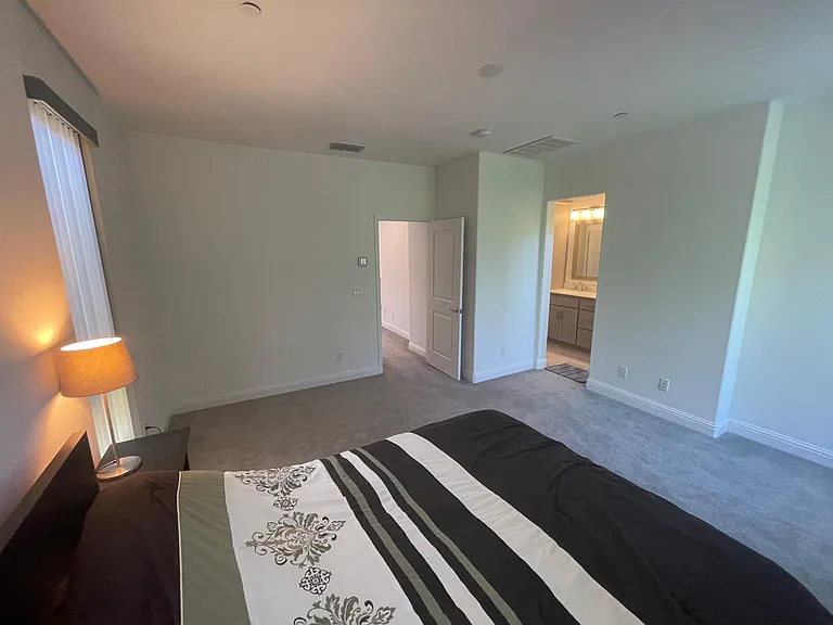 3229 Albany Ter — Photo 15
