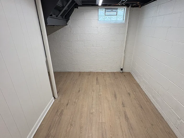 9609 Alexander Rd — Photo 14