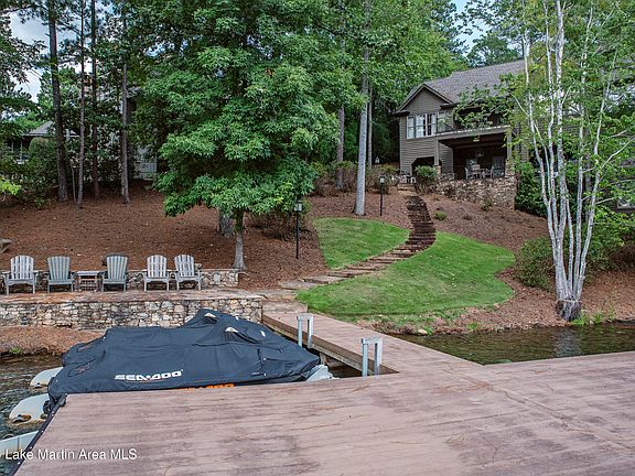 2nd image of 89 Cedar Rdg