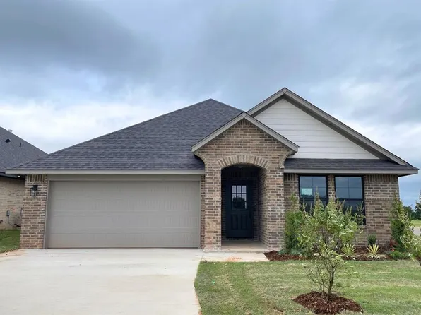 4800 Sand Lily Ln, Edmond, OK 73034