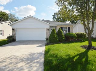 1380 Gleniffer Hill Rd, Toms River, NJ
