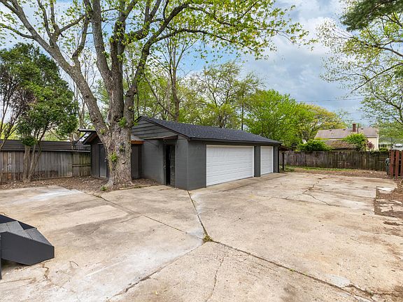 2nd image of 3606 Karl Rd