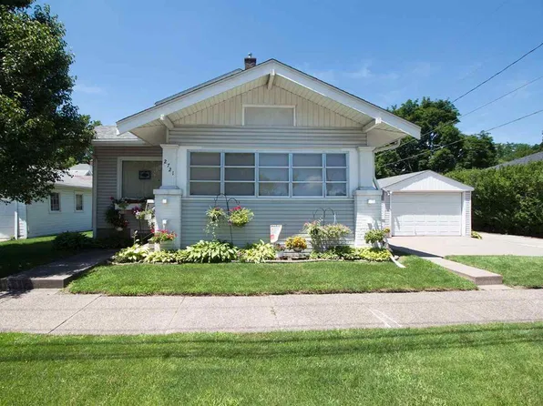 2721 15th St, Moline, IL 61265