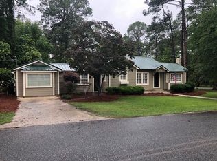 219 Grady Ave N, Douglas, GA 31533