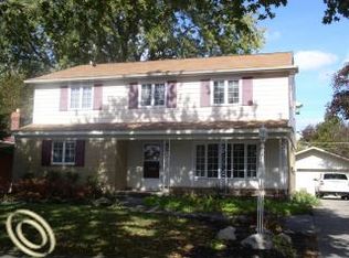 31422 Scone St, Livonia, MI 48154