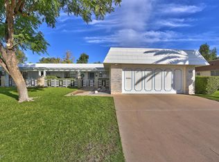 9510 W Oak Ridge Dr, Sun City, AZ 85351