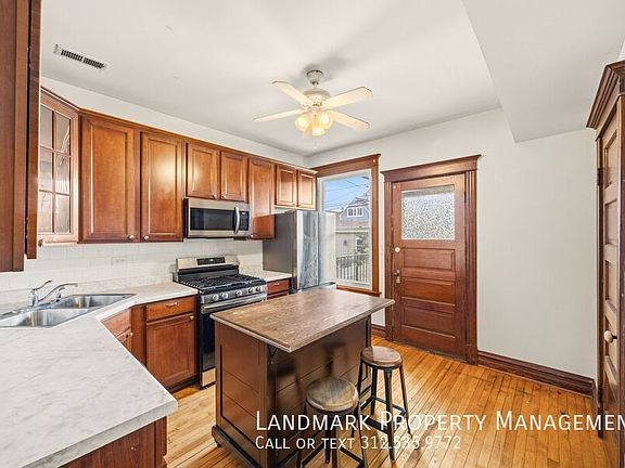 4th image of 2528 N Monticello Ave #1