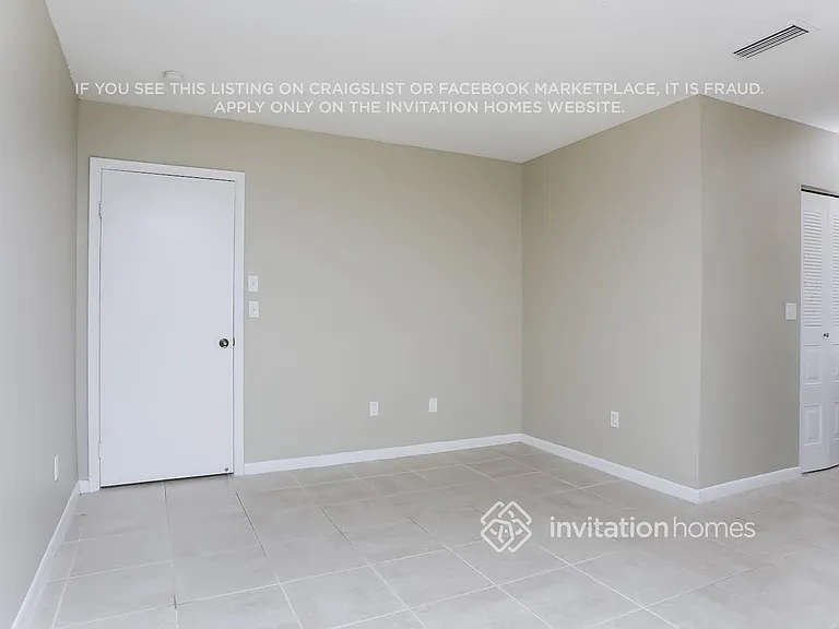 9913 NW 9th Ct — Photo 15