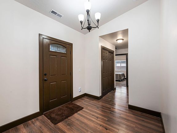 3rd image of 5097 Scenic Drive