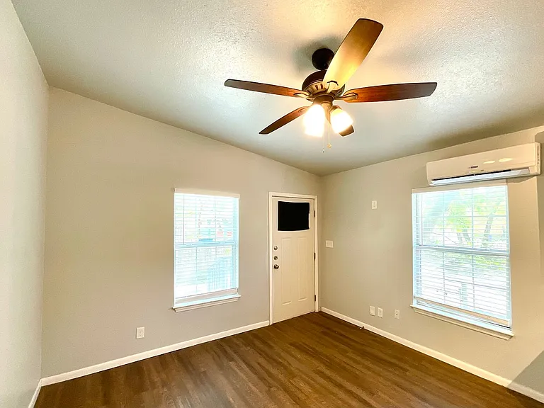 710 Virginia Blvd — Photo 3