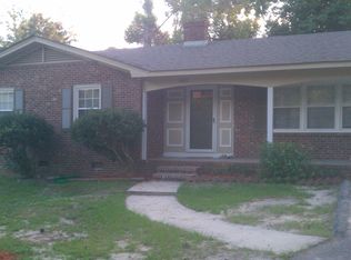 6407 Fenwick Pl, Fayetteville, NC 28303