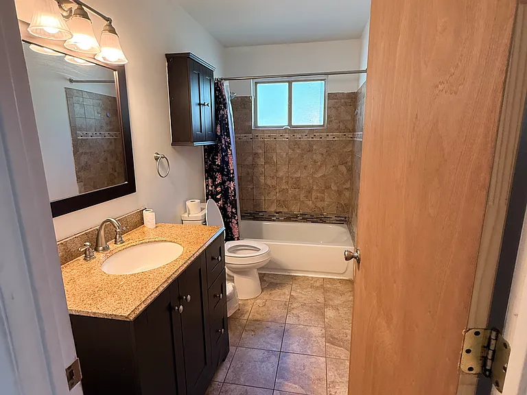 28610 Leona St — Photo 8