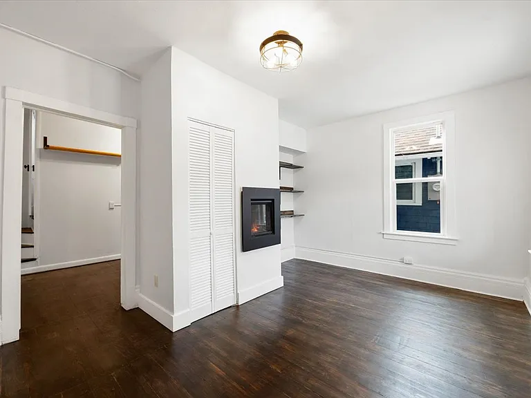 125R Ruxton Ave #2 — Photo 10